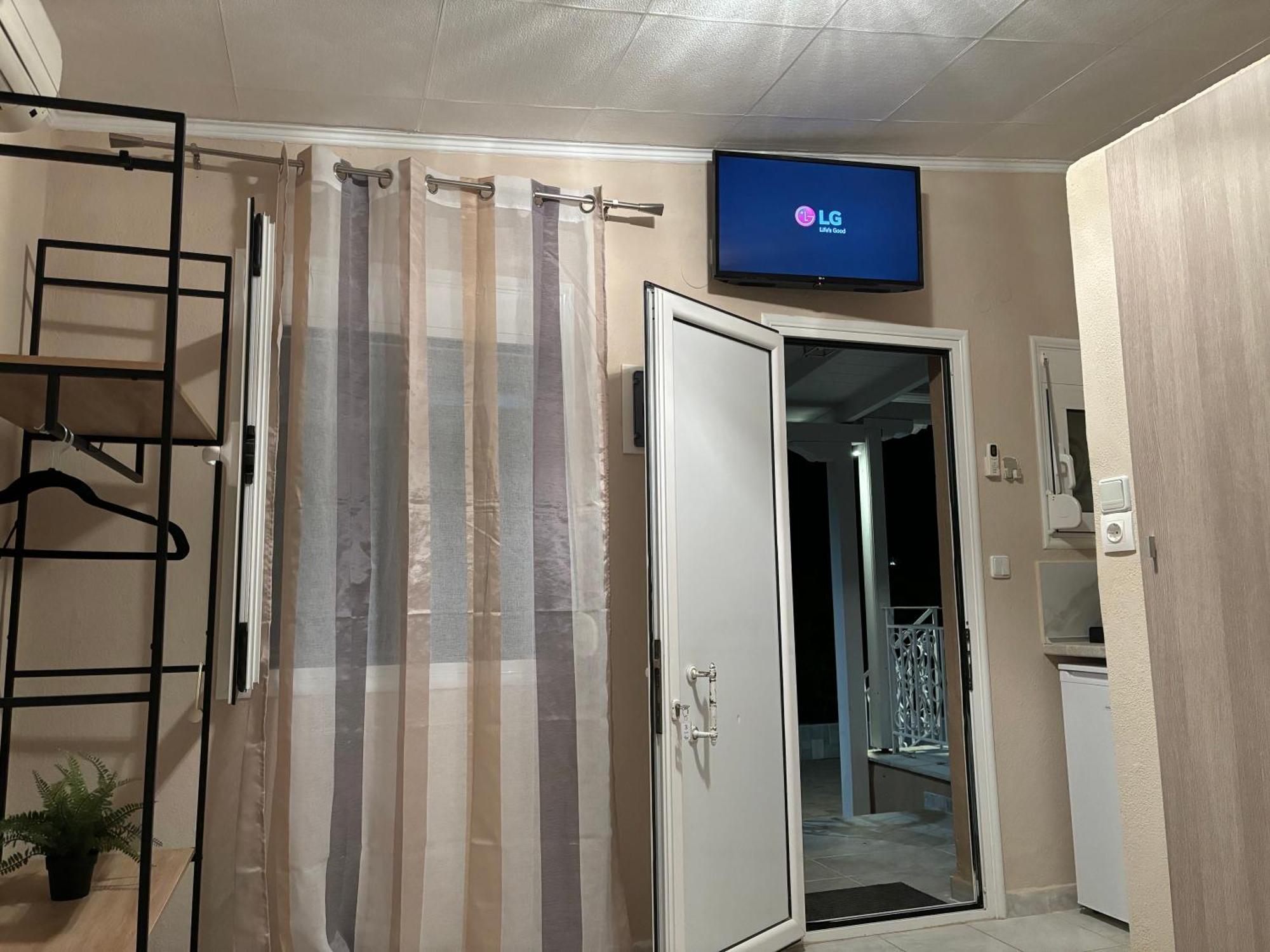 Itamos Studio-3 Sykia